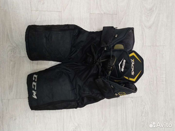 Хоккейные шорты ccm Tacks 6052 размер JR-M