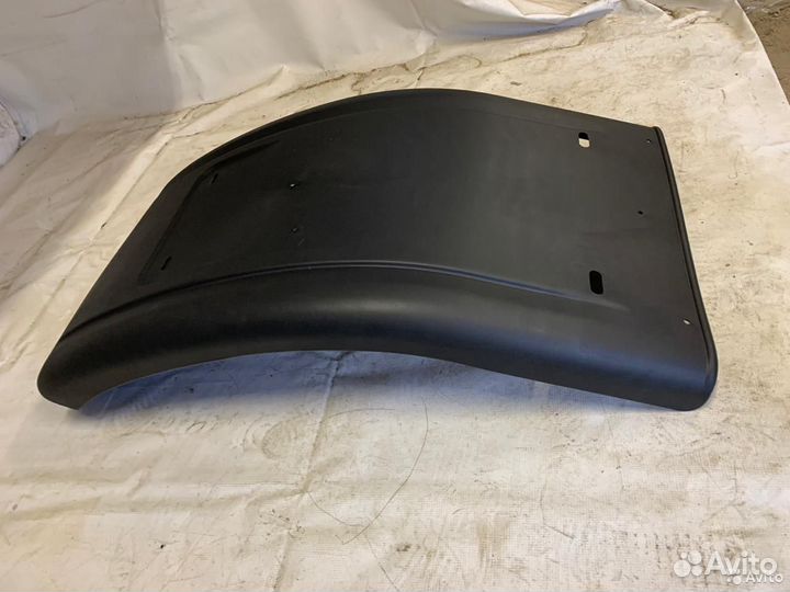 Крыло переднее задняя часть Renault Premium