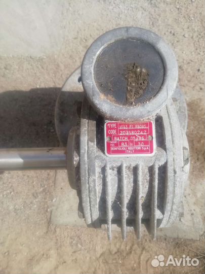 Мотор редуктор