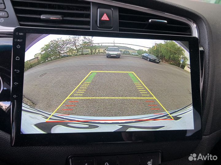 Камера заднего хода teyes высокого разрешения 1080