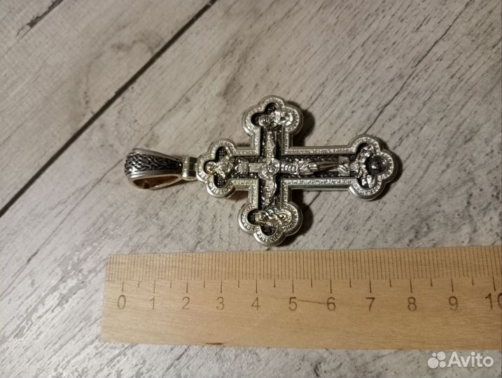 Крестик нательный