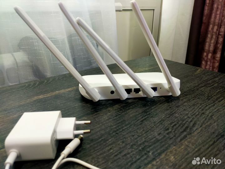 Wi-Fi роутер Xiaomi Mi Router 4C