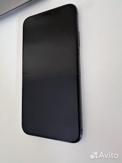 iPhone Xs, 64 ГБ