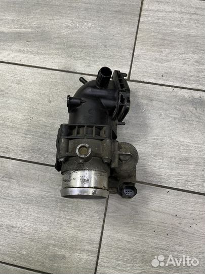 Дроссельная заслонка Фольксваген Гольф 5