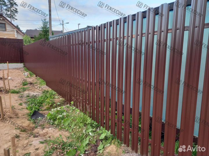 Забор металлоштакетник 2 м. 0.45 мм. под ключ