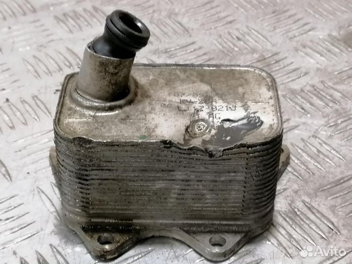 Радиатор масляный Audi A6 c7 C7