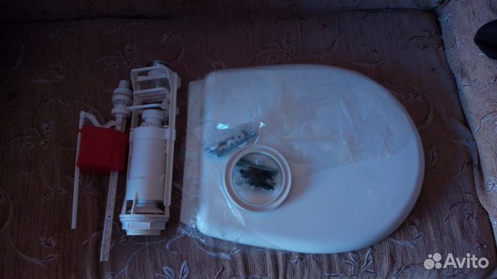 Унитаз новый