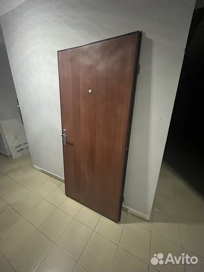 Дверь входная железная бу