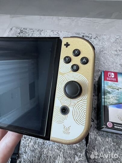 Nintendo switch oled zelda edition