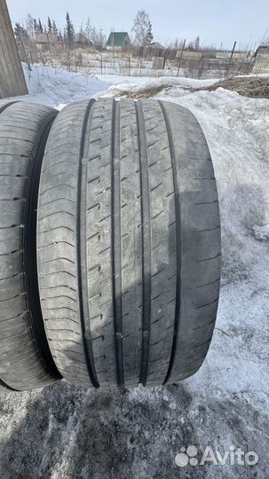 Dunlop Veuro VE303 235/40 R18 и 265/35 R18