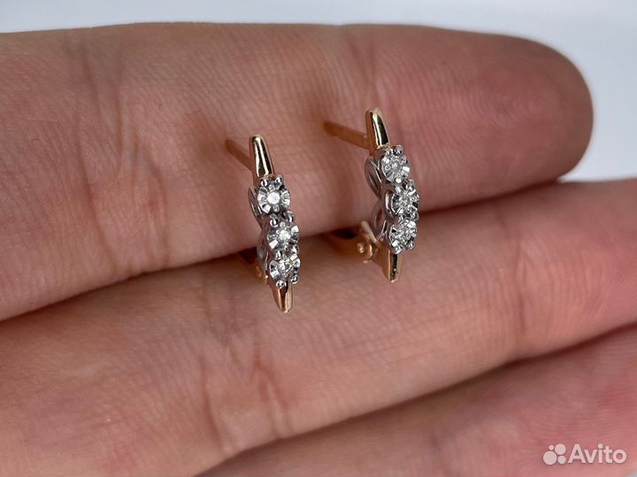 Золотые серьги с брилл