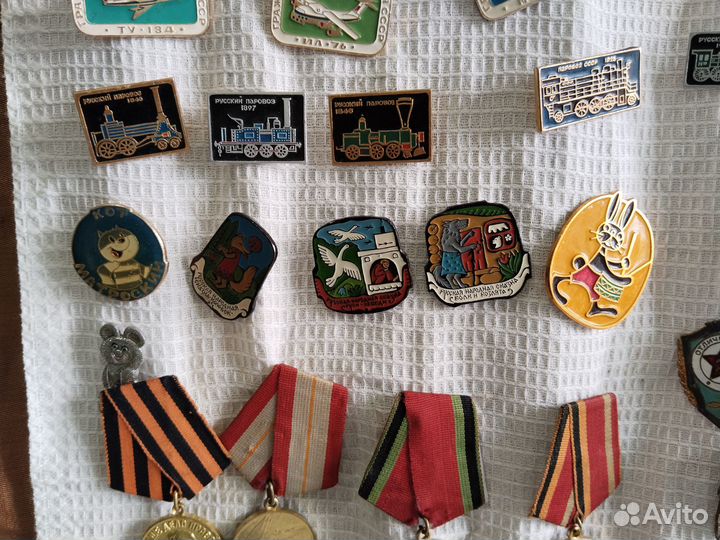 Тяжелые значки СССР