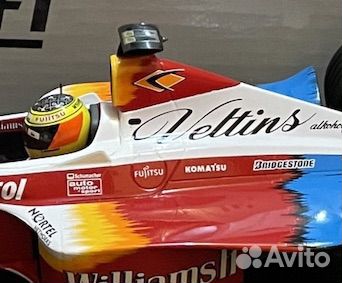 Модель formula 1 Minichamps 1/18