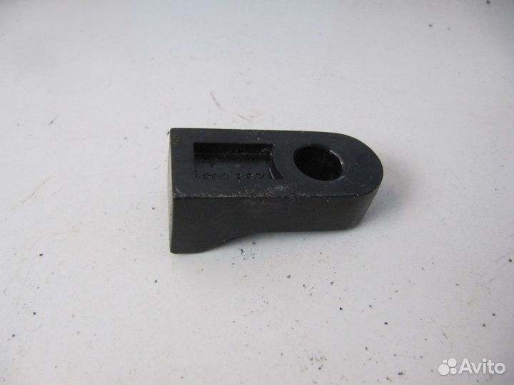 Проставка поручня Mercedes Benz Actros MP4