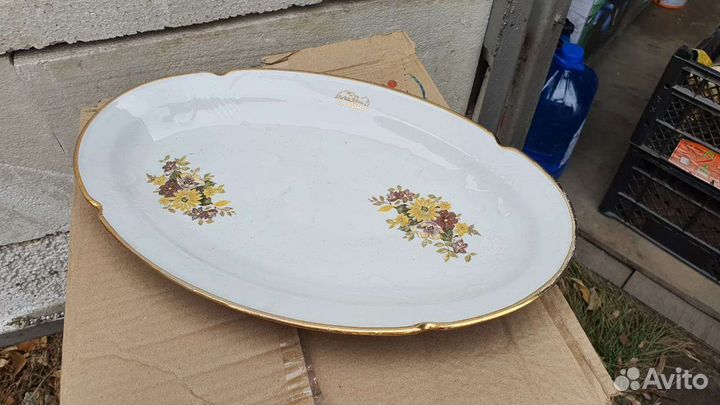 Фарфоровые большие блюда