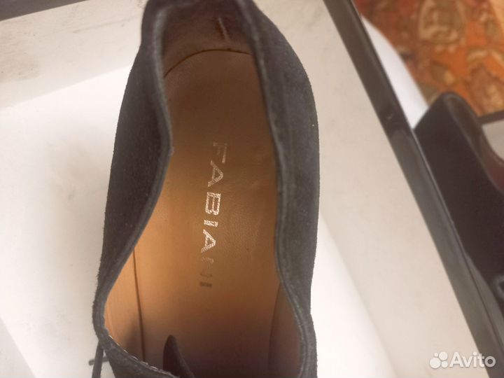 Обувь женская 42