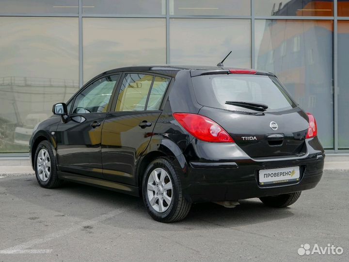 Nissan Tiida 1.6 AT, 2011, 153 000 км