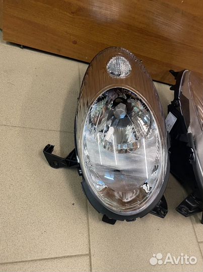 Nissan Micra March K12 Фара новая не оригинал