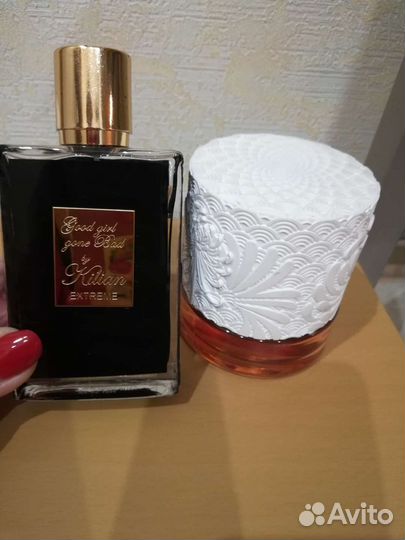 Cacharel Scarlet