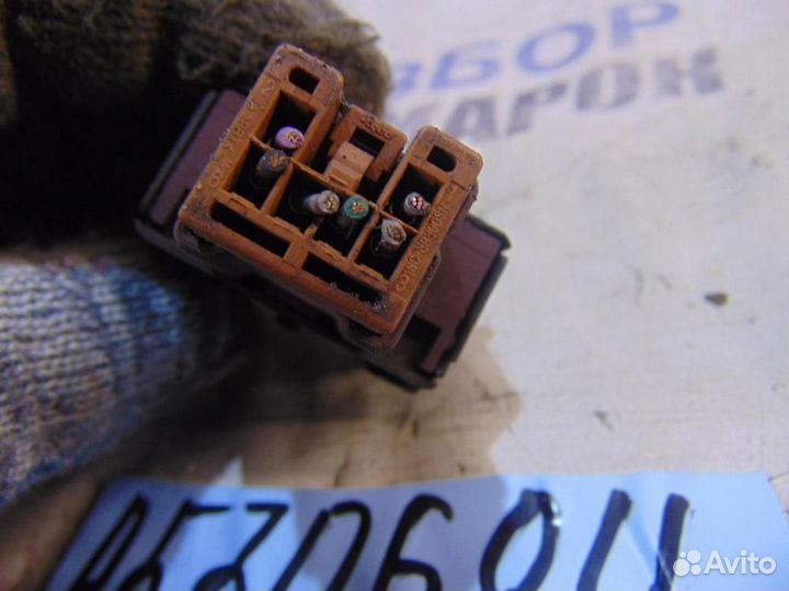 Кнопка обогрева сидений для Nissan Tiida 1 2004-2