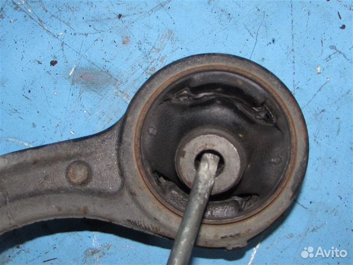 Рычаг передний левый Honda Accord CU2 K24Z3