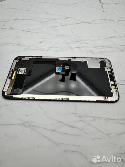 Дисплей iPhone X