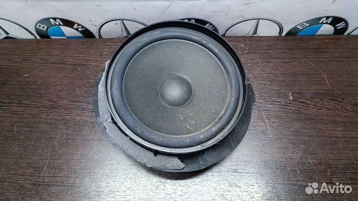 Передний правый динамик двери Mercedes W211