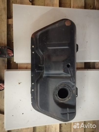 Бензобак на chevrolet lanos