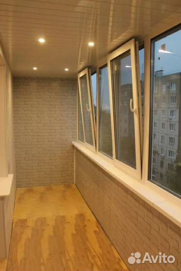 Застекление балкона под заказ