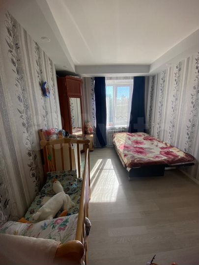 Комната 27,7 м² в 5-к., 4/4 эт.