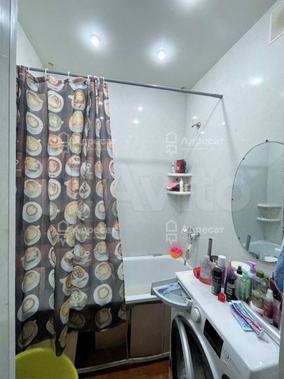 Комната 16 м² в 3-к., 1/2 эт.