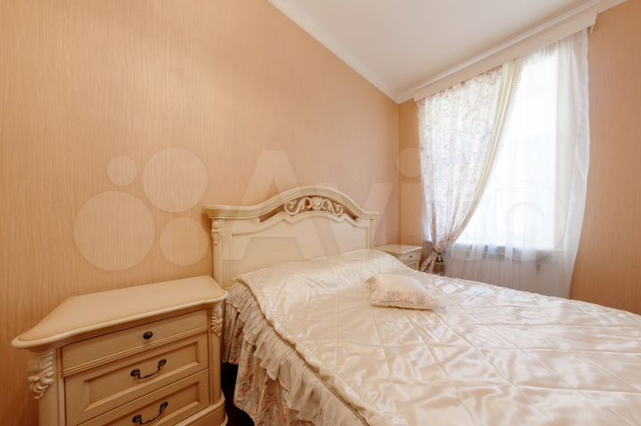 3-к. квартира, 100 м², 3/5 эт.