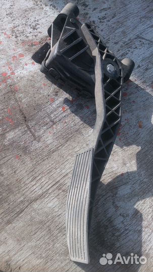 Педаль газа Opel Astra H, Zafira