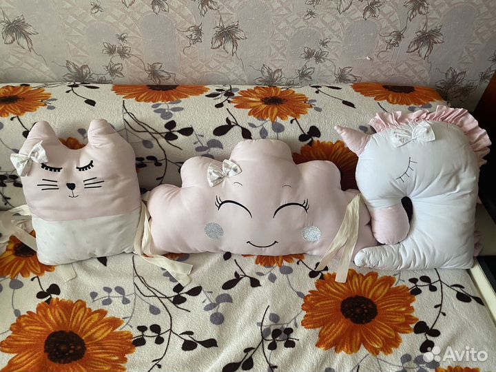 Подушки бортики в детскую кроватку