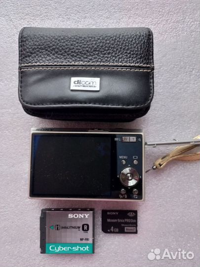 Цифровой фотоаппарат sony