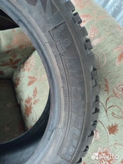 Michelin XZE2 245/5 R17