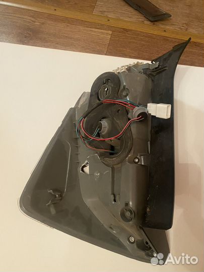 Стоп сигнал на Toyota prius 30