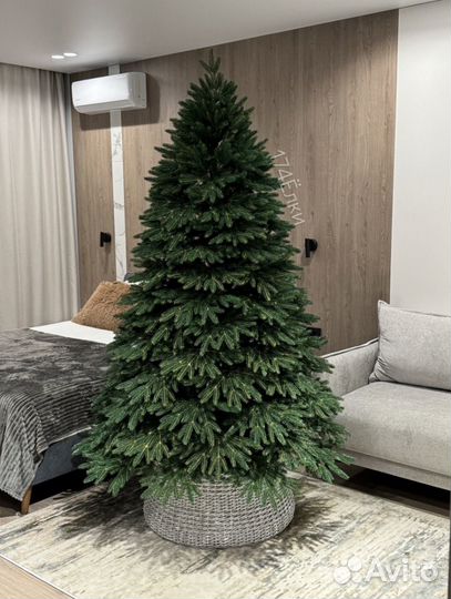 Елка искусственная