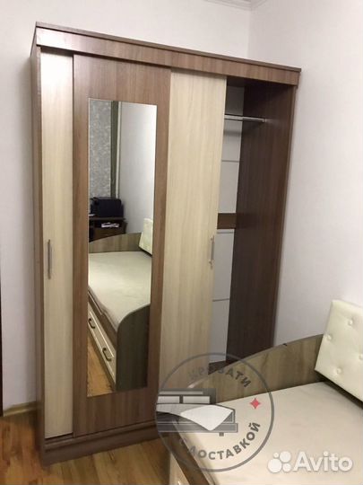 Шкаф