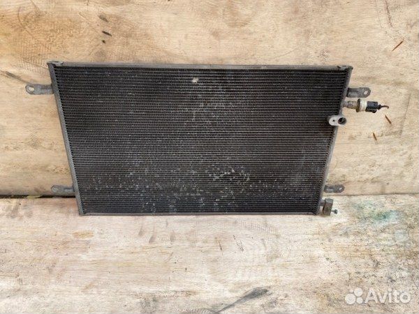 Радиатор кондиционера Audi A6 4F2 BDW 2005-2008