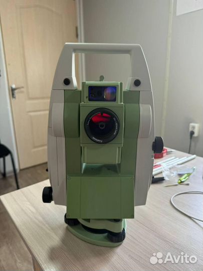 Тахеометр Leica TS15 I R1000 1