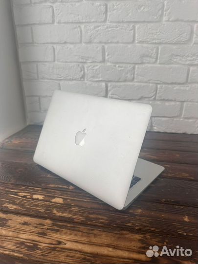 MacBook Air 13 Mid 2013 Intel Core i5 1.30Ghz/4гб