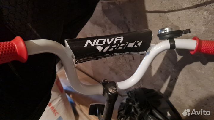 Детский велосипед novatrack
