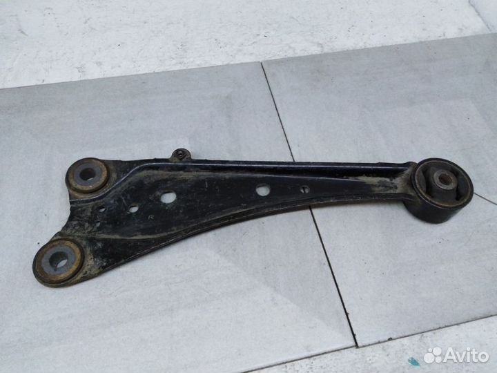 Рычаг задний продольный правый