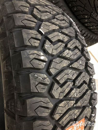 Maxxis AT-811 Razr AT 265/70 R16