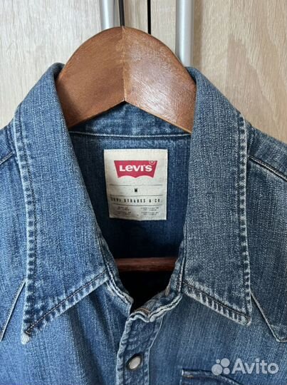 Джинсовая рубашка Levi's