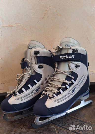 Коньки новые детские Reebok