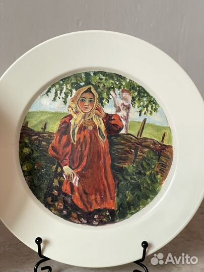 Декоративная тарелка СССР, в стиле соцреализм