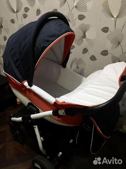 Коляска zippy 3 в 1