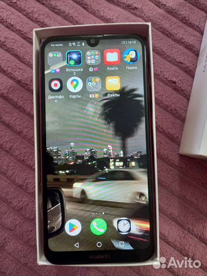 Телефон huawei Y72019